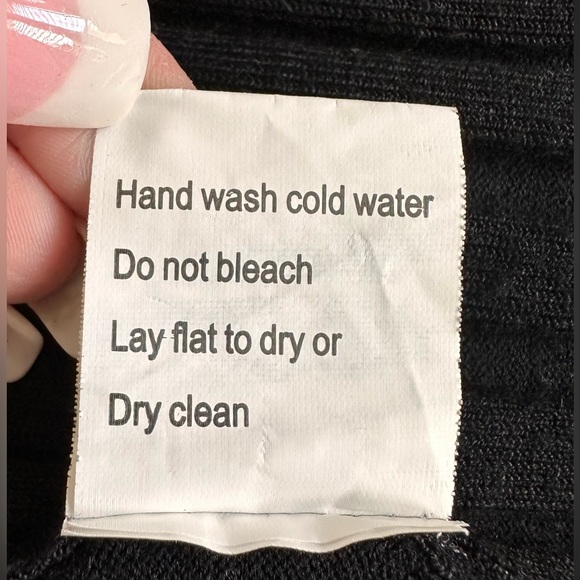 Fontana black sweater set with silver lurex border. - Picture 6 of 6